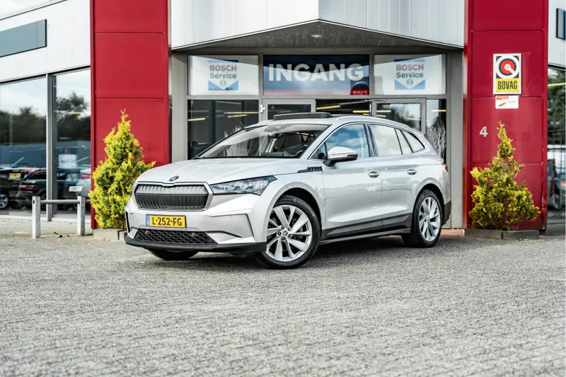 Škoda Enyaq iV 80 | Panoramadak | Warmtepomp | SOH 88% 2021 leasen bij DreamLease: foto 1