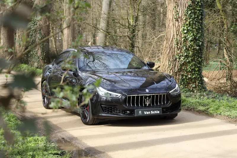 Maserati Ghibli 3.0 V6 Ribelle 2020 leasen bij DreamLease: foto 1