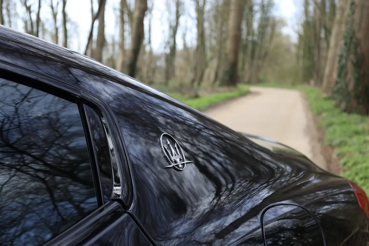 Maserati Ghibli 3.0 V6 Ribelle: foto 81