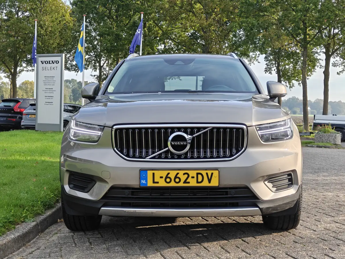 Volvo XC40 T4 211PK Recharge Inscription Expression: foto 2