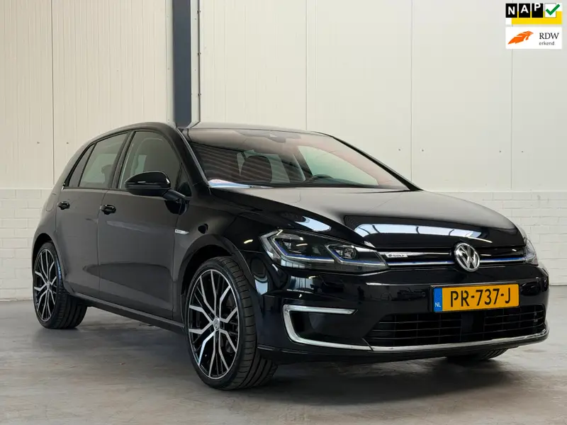 Volkswagen e-Golf E-Golf|SoH86%|36kWh|Leder|Virtual|Adaptief|Keyless|Stoelverwarming|Org NL 2017 leasen bij DreamLease: foto 1