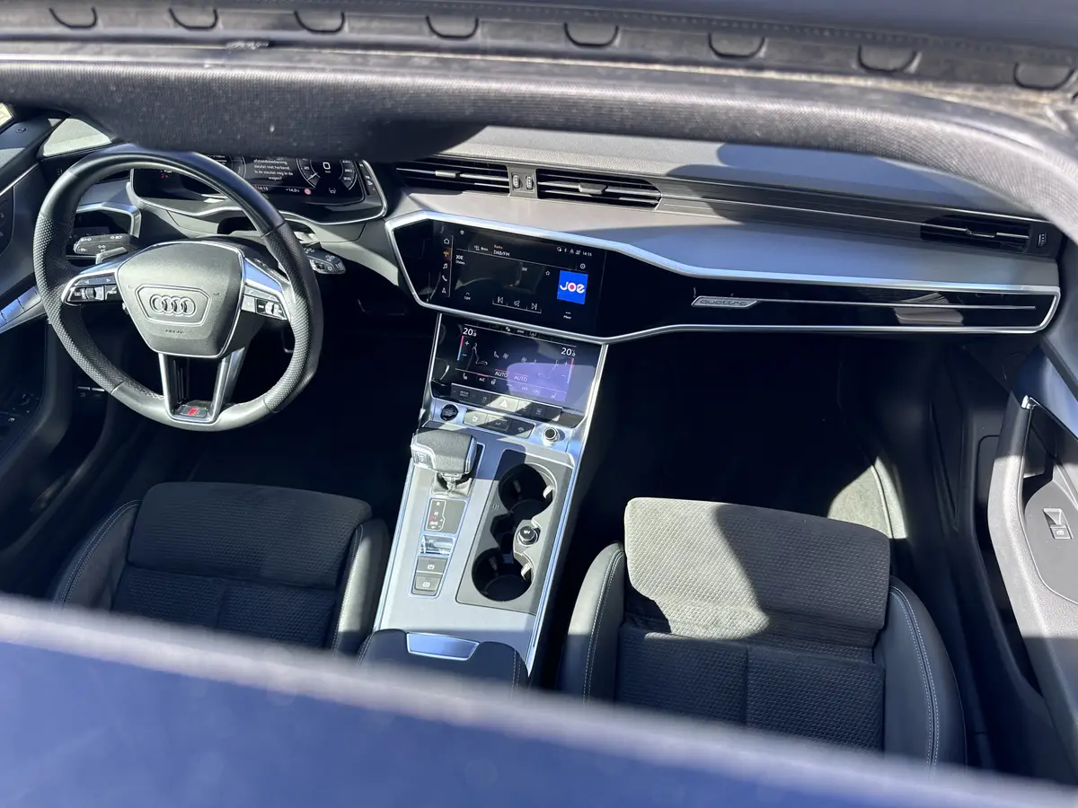 Audi A6 Avant 55 TFSI e quattro Competition: foto 2