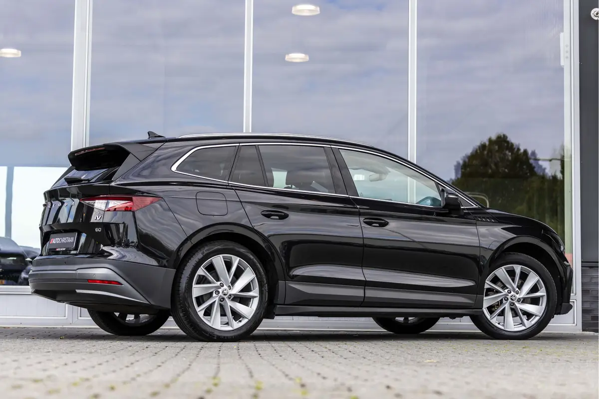 Škoda Enyaq iV 60: foto 2