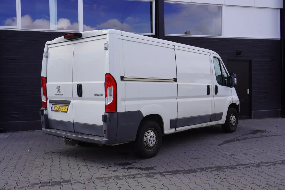 Peugeot Boxer 2.2 HDI 130PK L2H1: foto 2