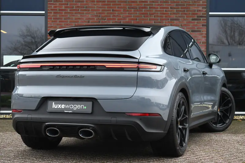 Porsche Cayenne Coupé 4.0 Turbo E-Hybrid GT 2024 leasen bij DreamLease: foto 2