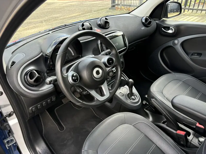 smart Forfour 1.0 Prime, climate/cruise/panodak/leder/navi 2018 leasen bij DreamLease: foto 2