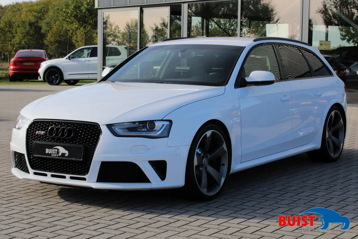 Audi RS4 Avant 4.2 FSI quattro: foto 1