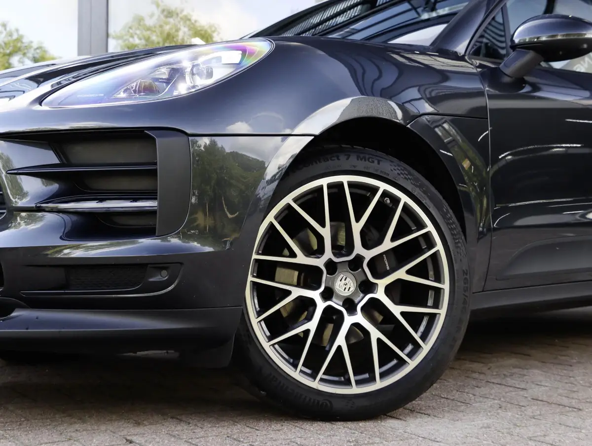 Porsche Macan 2.0: foto 2