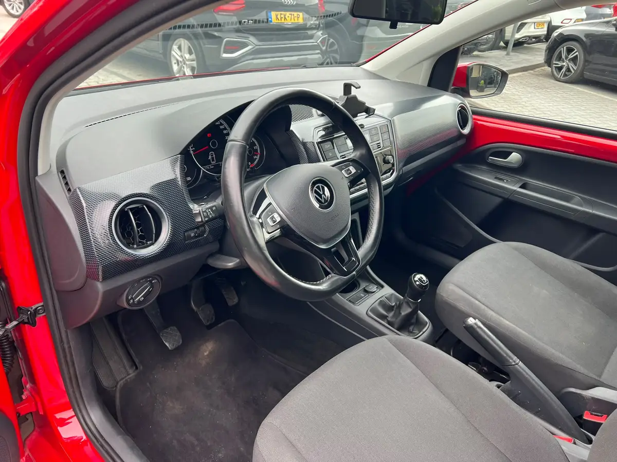Volkswagen up! 1.0: foto 2