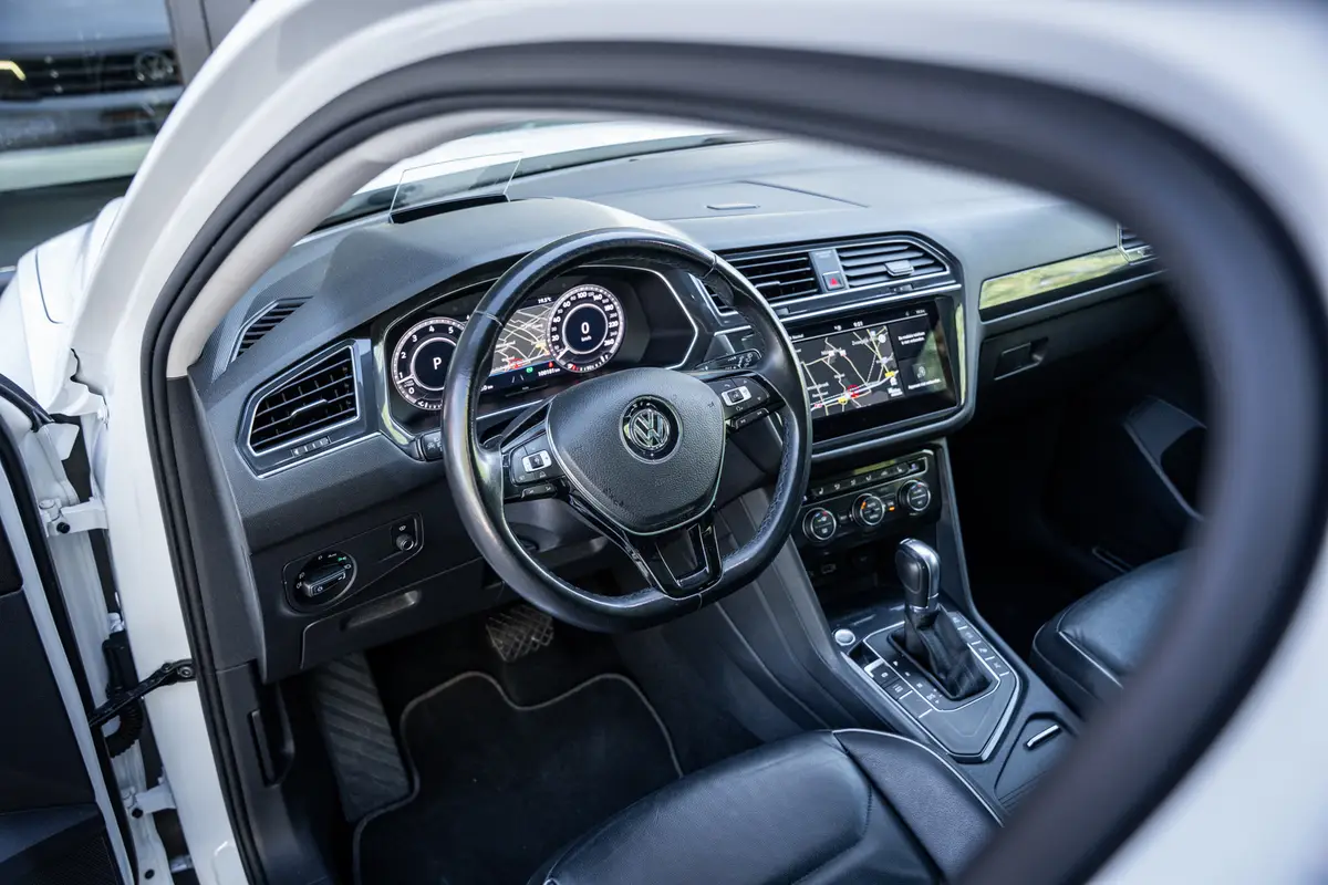 Volkswagen Tiguan Allspace 1.4 TSI Highline | 7 persoons | Aut. | Panoramadak | LED | Cruise contr. | PDC: foto 2