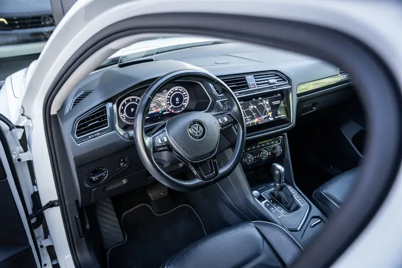 Volkswagen Tiguan Allspace 1.4 TSI Highline | 7 persoons | Aut. | Panoramadak | LED | Cruise contr. | PDC 2018 leasen bij DreamLease: foto 2