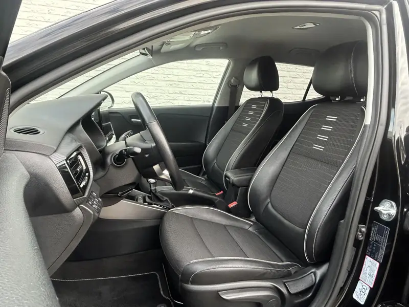 Kia Stonic 1.0 T-GDi GT-Line Automaat Stoel/Stuur verwarming Garantie Clima Cruise Camera Keyless 2023 leasen bij DreamLease: foto 2