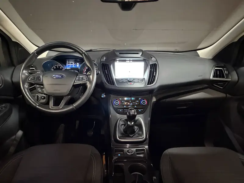 Ford Kuga 1.5 EcoBoost Titanium | Camera | Afn. trekhaak | Carplay | Keyless 2018 leasen bij DreamLease: foto 2
