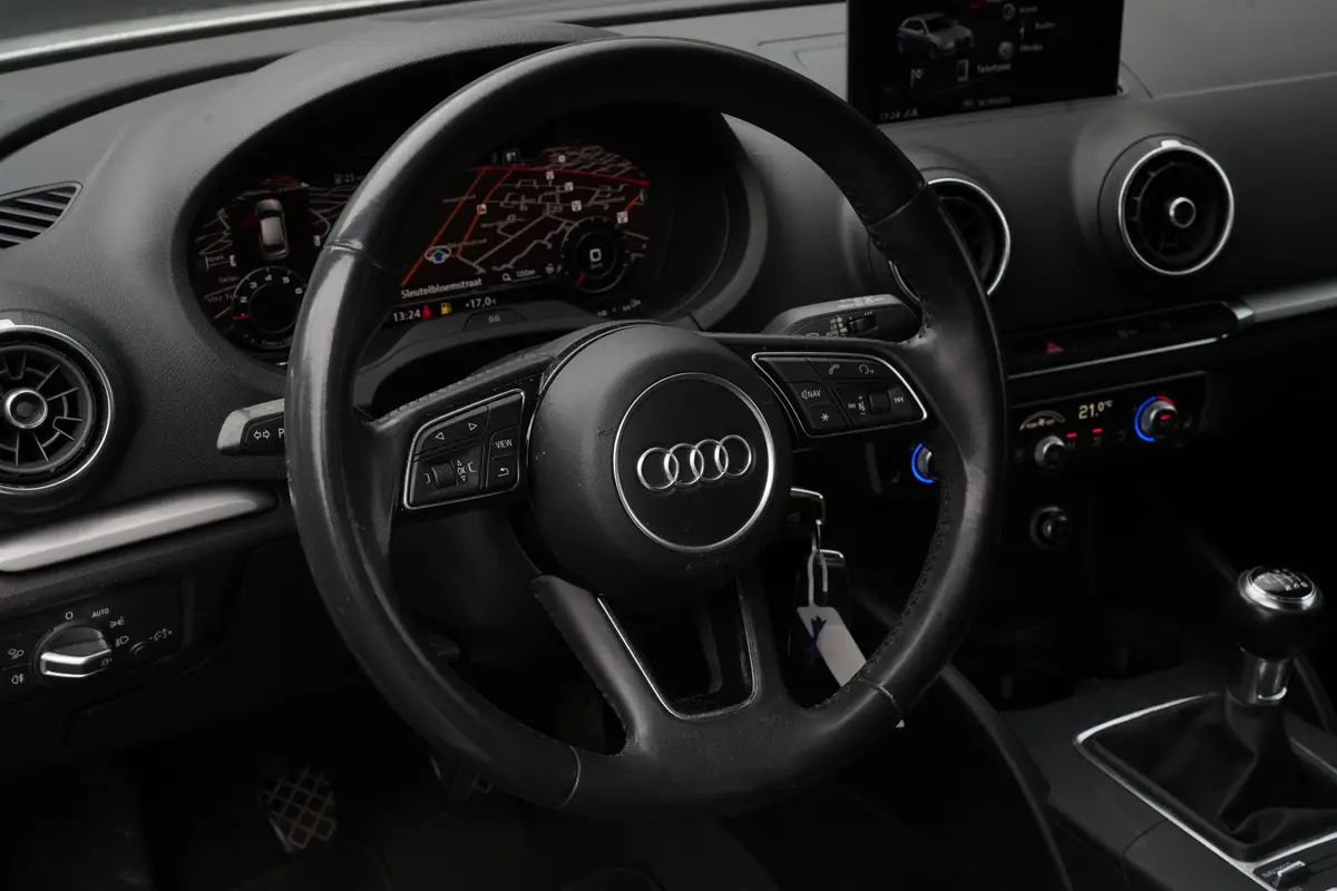 Audi A3 1.0 TFSI Sport Edition: foto 2