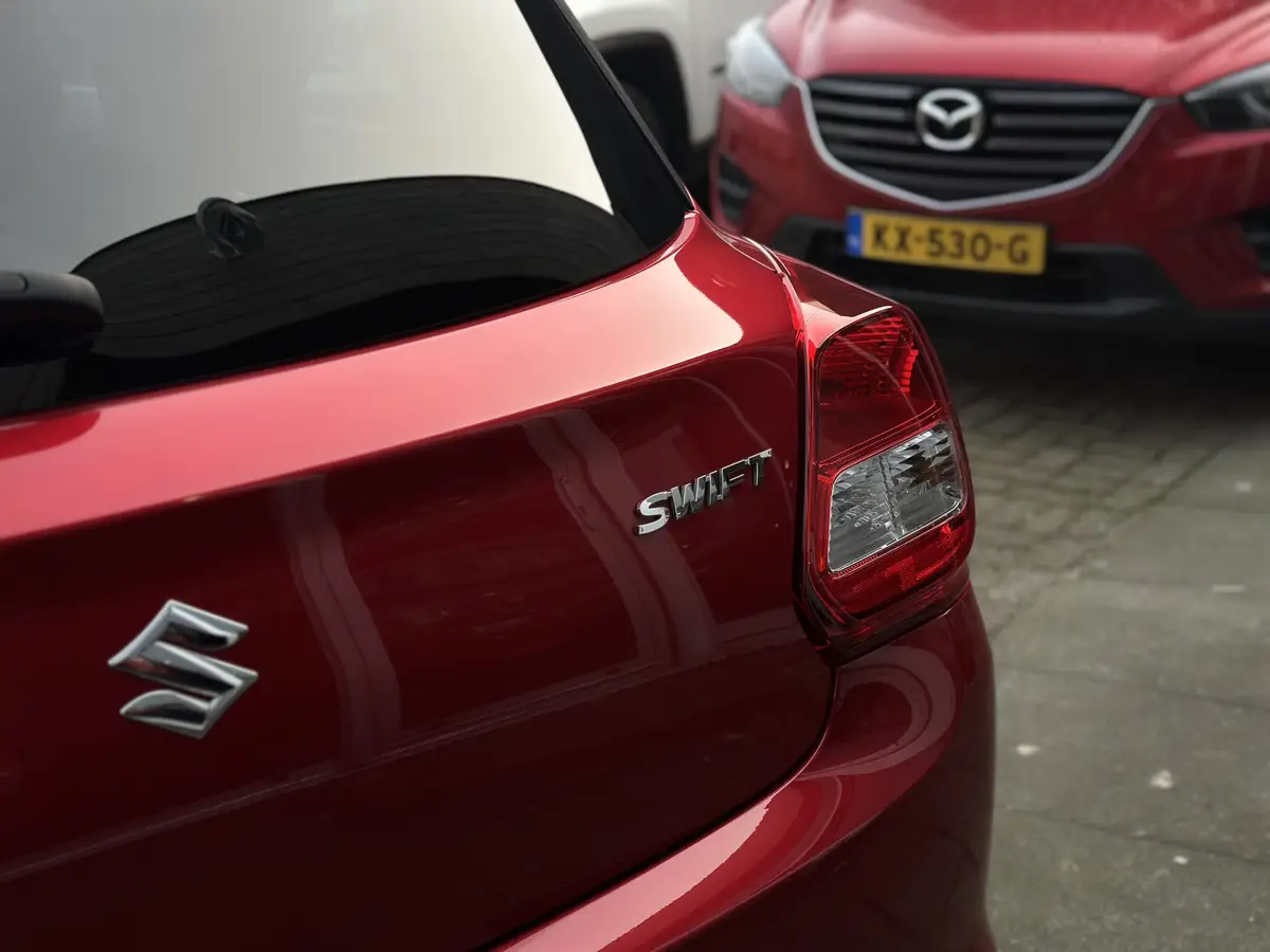 Suzuki Swift 1.2 Select: foto 38
