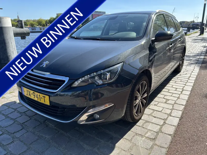 Peugeot 308 SW 1.2 PureTech Blue Lease Premium 2016 leasen bij DreamLease: foto 1