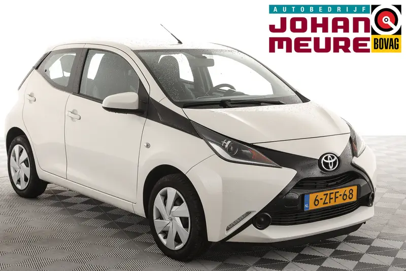 Toyota Aygo 1.0 VVT-I X-Play 2014 leasen bij DreamLease: foto 1