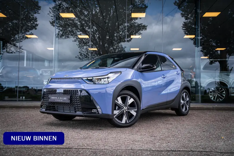 Toyota Aygo X Hybrid 115 pulse Automaat ** Stoelverwarming ** Camera ** Carplay ** 2026 leasen bij DreamLease: foto 1