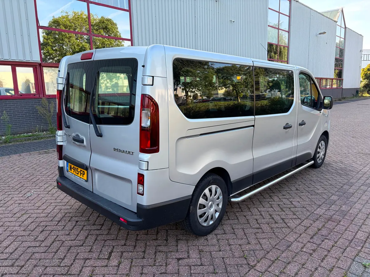 Renault Trafic Passenger 1.6 dCi Grand Authentique Energy: foto 2