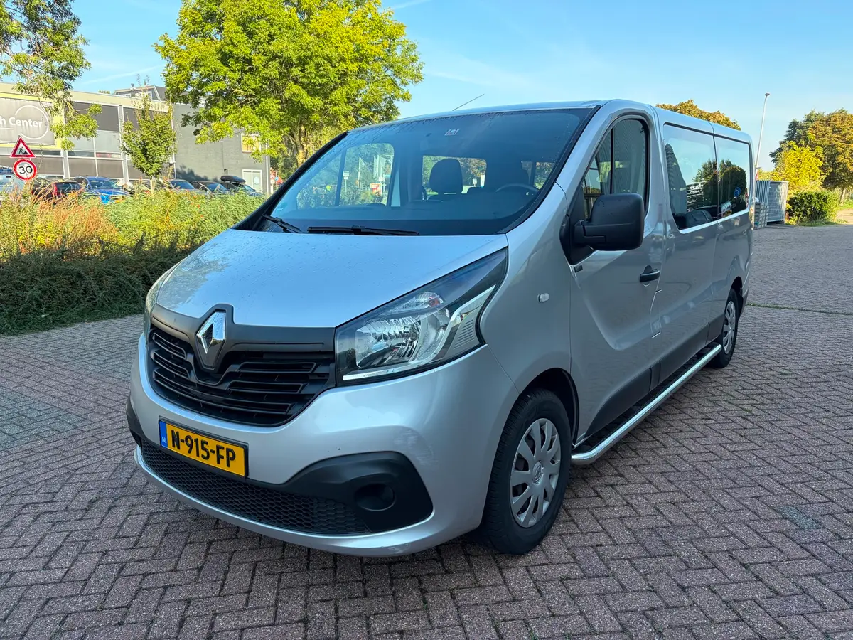 Renault Trafic Passenger 1.6 dCi Grand Authentique Energy: foto 27
