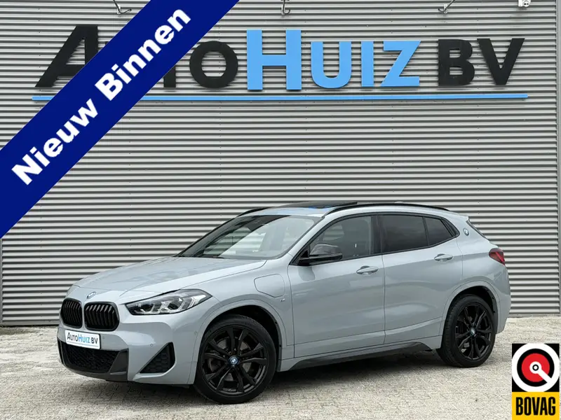 BMW X2 xDrive25e M Sport Panoramadak 19 Inch Achteruitrijcamera Carplay DAB Stuurwielverwarming Harman-Kardon Sound-systeem 2023 leasen bij DreamLease: foto 1