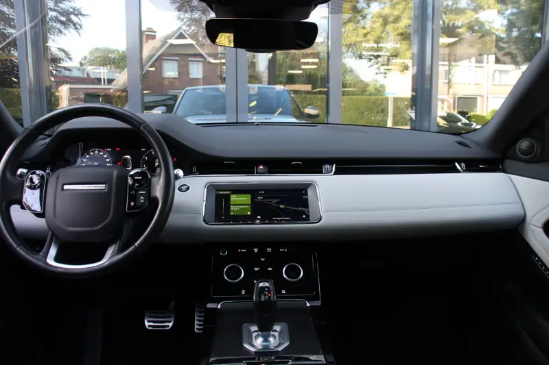 Land Rover Range Rover Evoque 2.0 P200 AWD R-Dynamic SE 2020 leasen bij DreamLease: foto 2