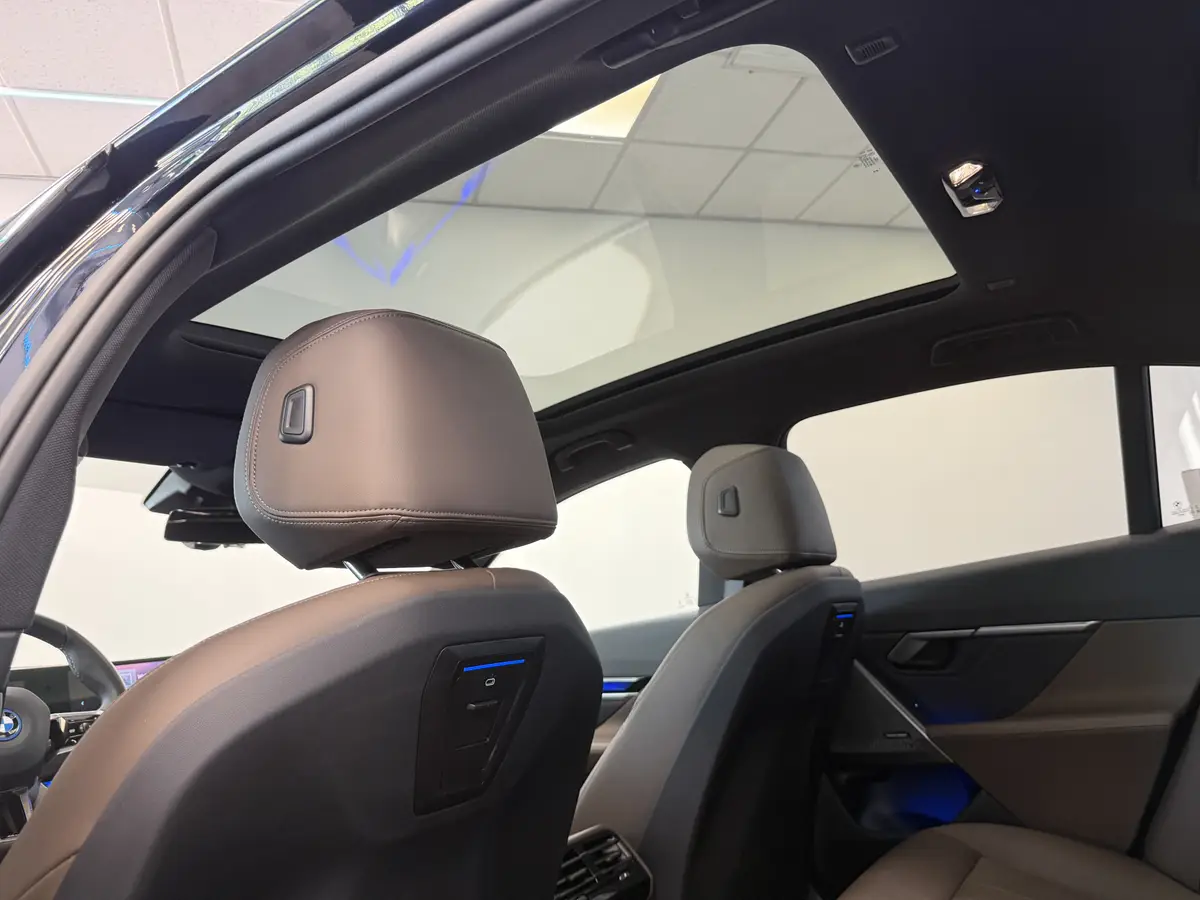 BMW i5 eDrive40 84 kWh: foto 40