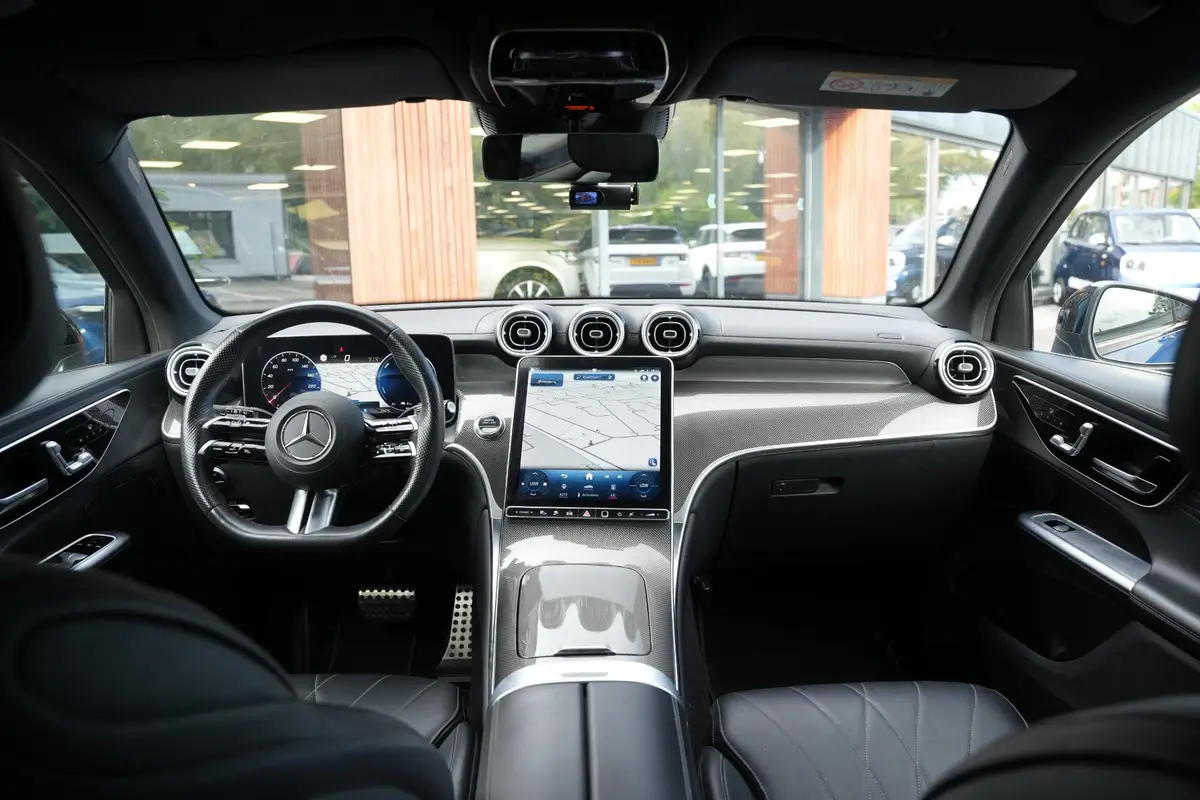 Mercedes-Benz GLC 300e 4MATIC Business Solution AMG: foto 2