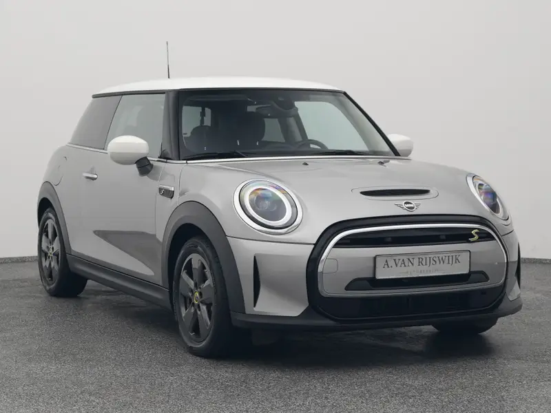 MINI Electric 2023 leasen bij DreamLease: foto 2