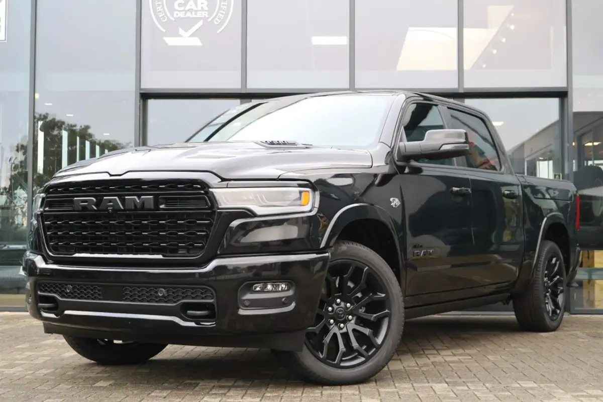 Dodge Ram Pick-Up Pickup 1500 5.7i V8 4x4 HEMI LIMITED / NEW MODEL 2026: foto 1