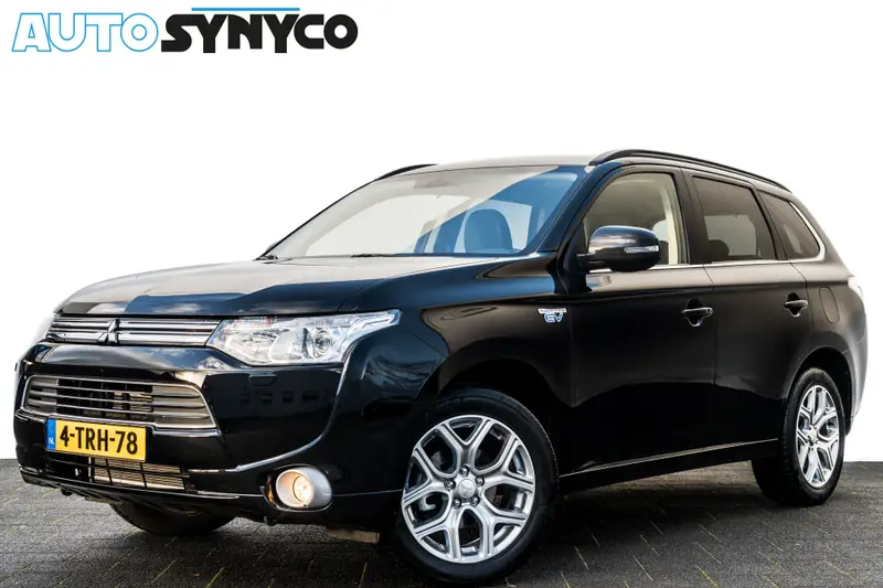 Mitsubishi Outlander 2.0 PHEV Executive Edition | 4 WD | Trekhaak | Camera | 2014 leasen bij DreamLease: foto 1