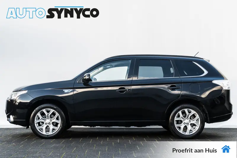 Mitsubishi Outlander 2.0 PHEV Executive Edition | 4 WD | Trekhaak | Camera | 2014 leasen bij DreamLease: foto 2