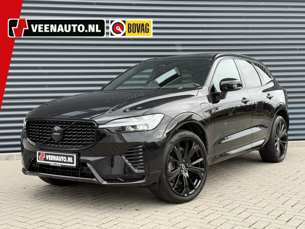 Volvo XC60 2.0 T6 Plug-in hybrid AWD Plus Black Edition: foto 1