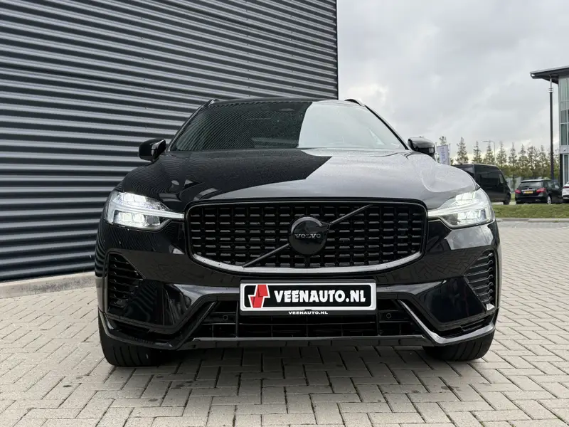 Volvo XC60 2.0 T6 Plug-in hybrid AWD Plus Black Edition 2024 leasen bij DreamLease: foto 2