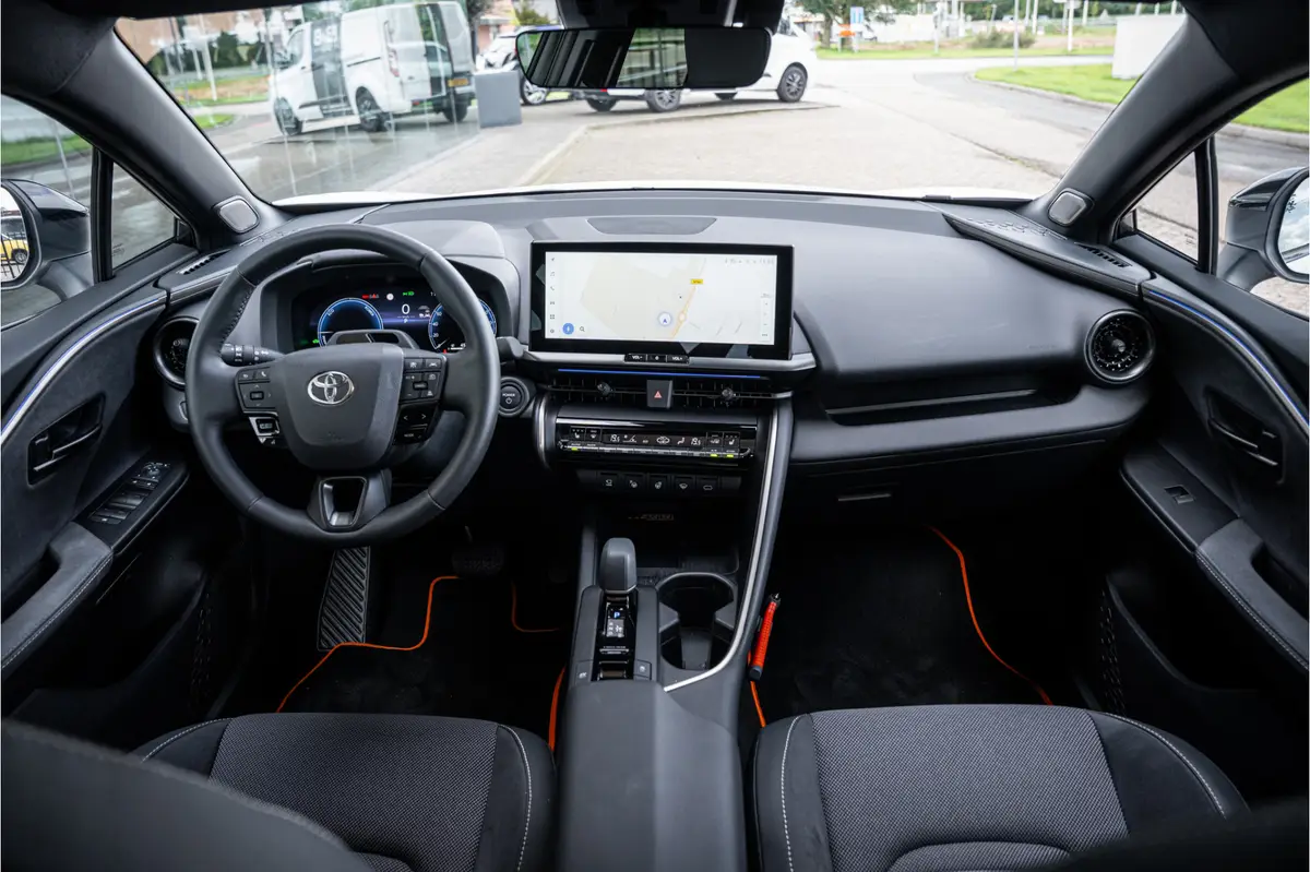 Toyota C-HR 1.8 Hybrid 140 Executive ** Panodak ** Trekhaak ** Bi-tone ** JBL: foto 2