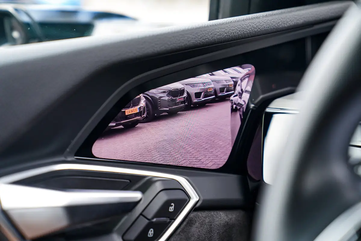 Audi e-tron Sportback 55 quattro S edition 95 kWh |Virtual Mirrors | Head up | Panorama | 360 cam | Trekhaak | Assistentiepakket |: foto 53