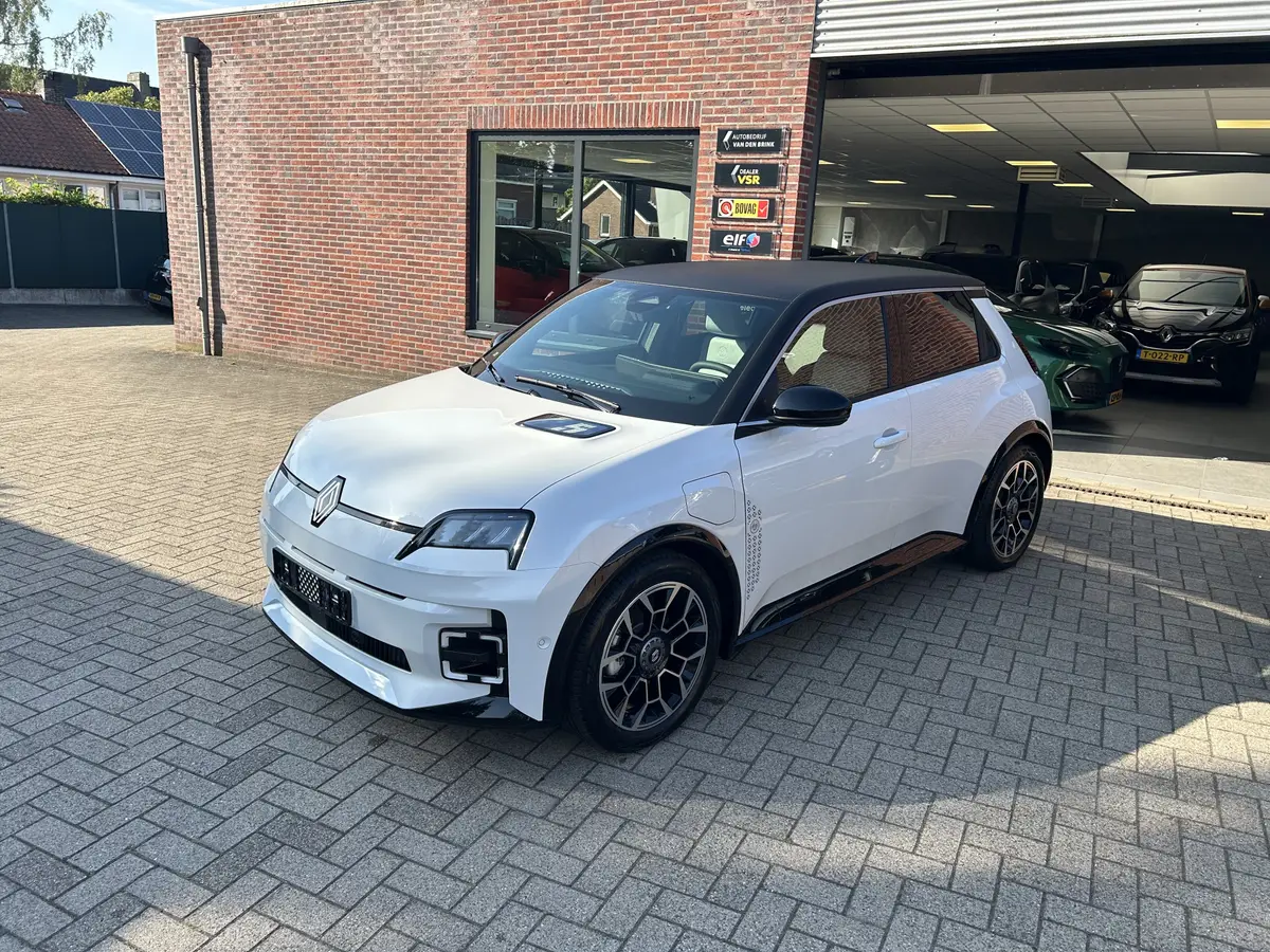 Renault 5 comfort range Roland-Garros 52 kWh: foto 1