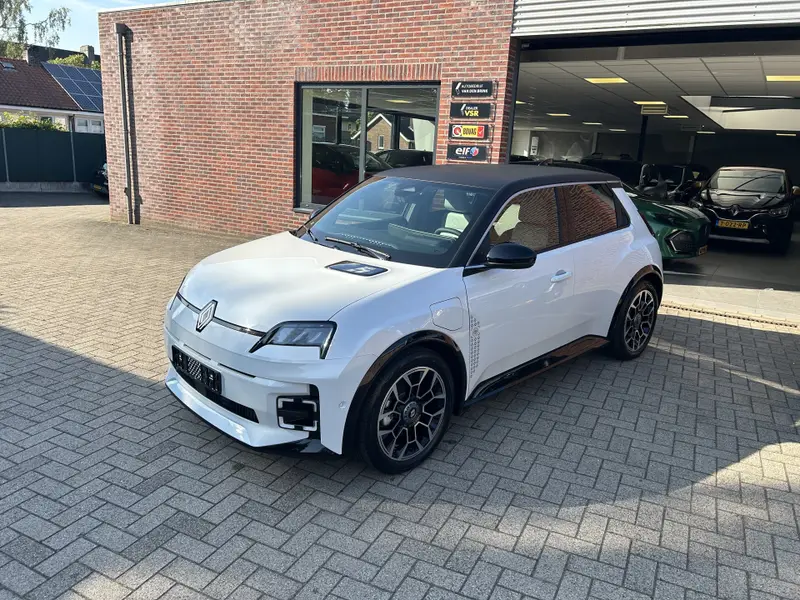Renault 5 comfort range Roland-Garros 52 kWh 2026 leasen bij DreamLease: foto 1