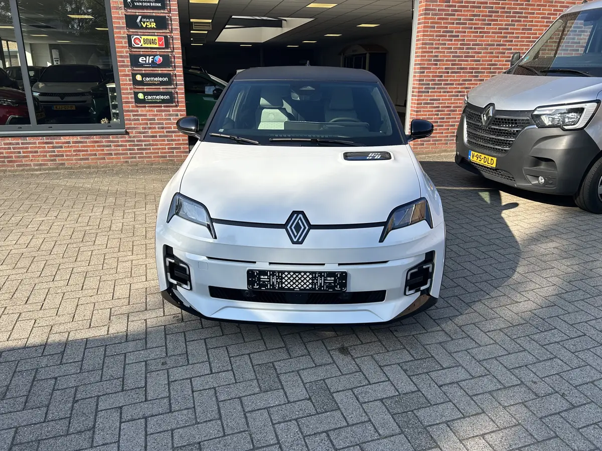 Renault 5 comfort range Roland-Garros 52 kWh: foto 2