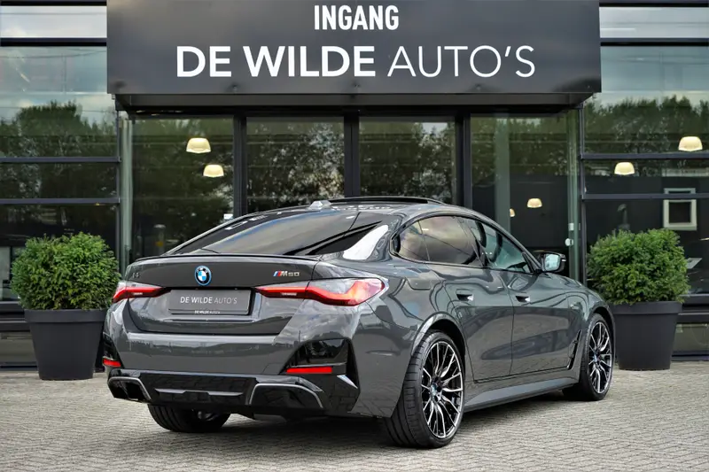 BMW i4 M50 xDrive M-sport 2023 leasen bij DreamLease: foto 2