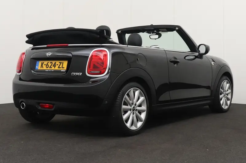 MINI Cooper Cabrio Mini 1.5 136 PK Aut. Facelift 2021 leasen bij DreamLease: foto 2