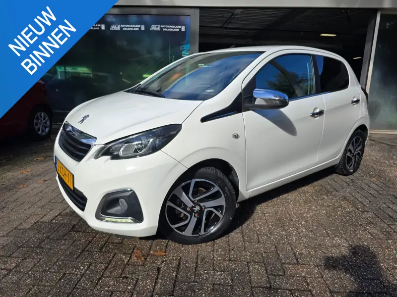 Peugeot 108 1.0 e-VTi Première 2014 leasen bij DreamLease: foto 1