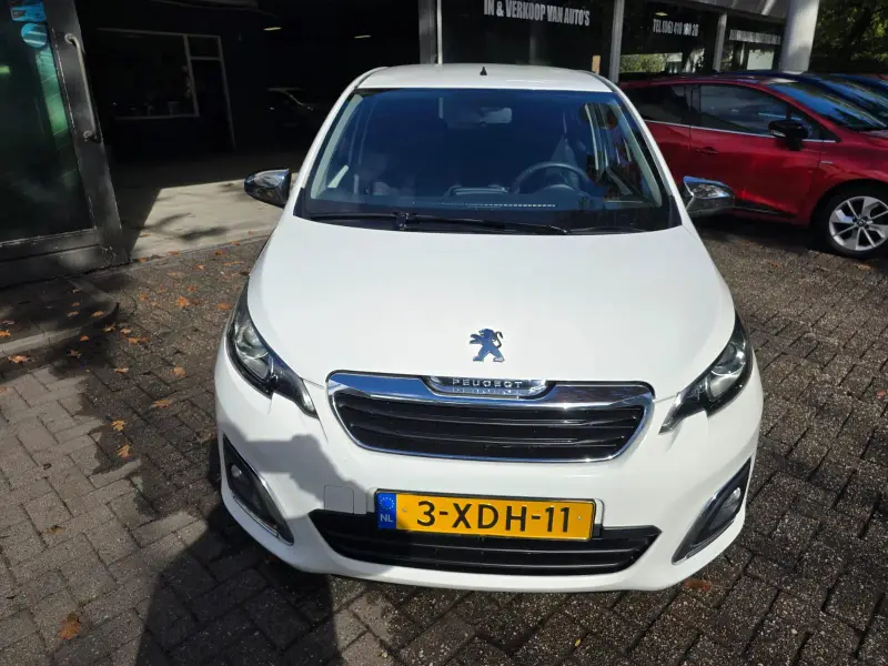 Peugeot 108 1.0 e-VTi Première 2014 leasen bij DreamLease: foto 2