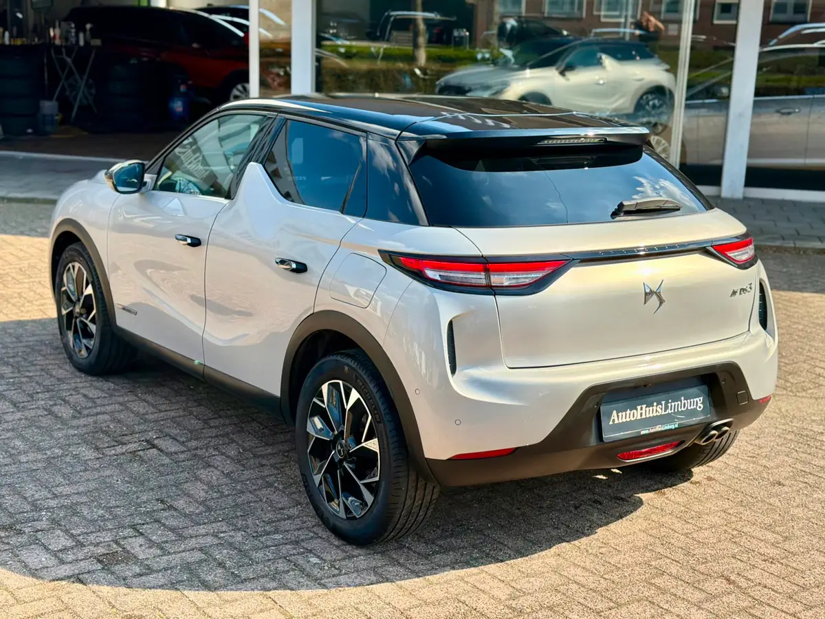 DS DS 3 Crossback 1.2 PureTech Louvre|Camera|Leer|Nav|CarPlay|Unieke uitvoering: foto 16