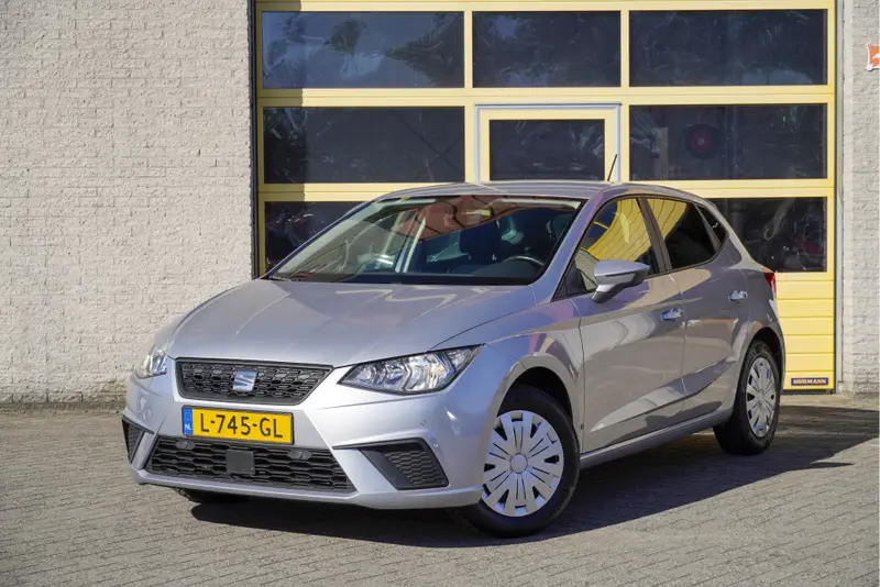 SEAT Ibiza 1.0 TSI 5drs Style Business Intense BJ2021 Pdc | Trekhaak | Achteruitrijcamera | App-Connect | Navi | Climate control | Cruise control | Extra getint glas 2021 leasen bij DreamLease: foto 1