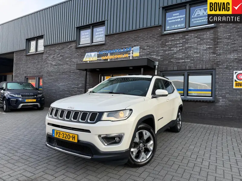 Jeep Compass 1.4 MultiAir Opening Edition Plus 2017 leasen bij DreamLease: foto 1