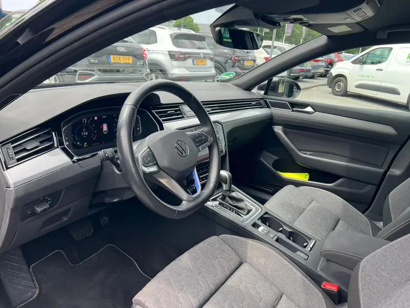 Volkswagen Passat Variant 1.4 TSI PHEV GTE 2022 leasen bij DreamLease: foto 2