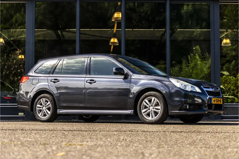 Subaru Legacy Touring Wagon 2.0i Intro 2014 leasen bij DreamLease: foto 1