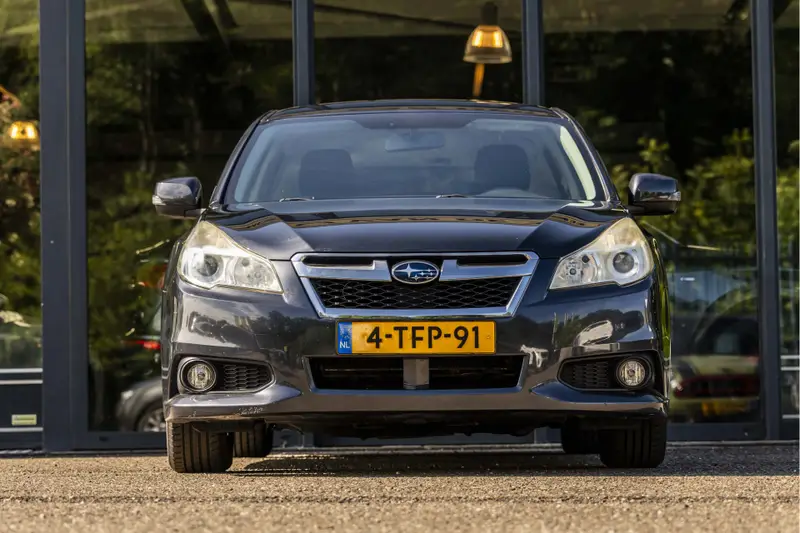 Subaru Legacy Touring Wagon 2.0i Intro 2014 leasen bij DreamLease: foto 2