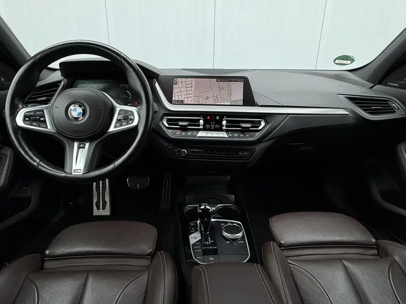 BMW 1 Serie 118i Executive Automaat 2023 leasen bij DreamLease: foto 2